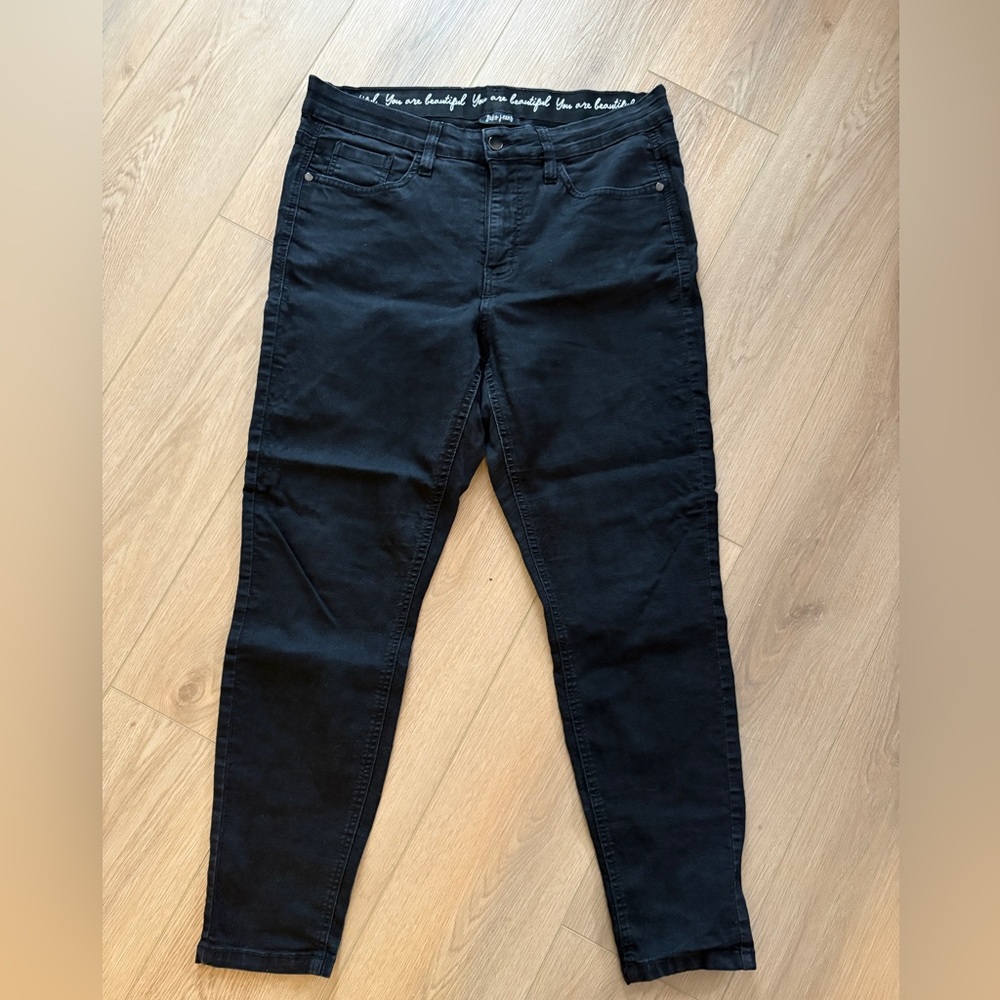 Women’s Black Denim Jeans with Inspirational Lining Size 14